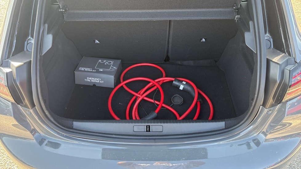 Peugeot e-208 Gt Grey #4