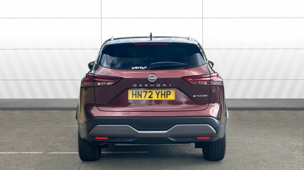 Nissan Qashqai Tekna HN72YHP Red #6