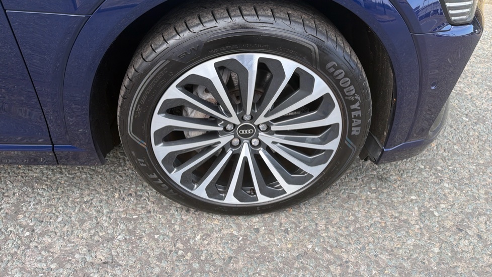Audi E-Tron S S Line 50 Quattro 230,00 Kw Blue #39