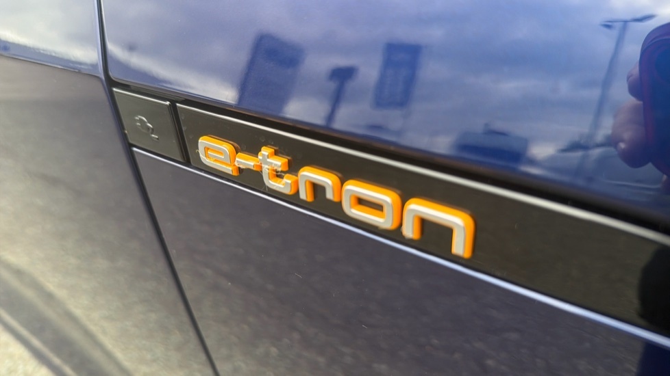 Audi E-Tron S S Line 50 Quattro 230,00 Kw Blue #37