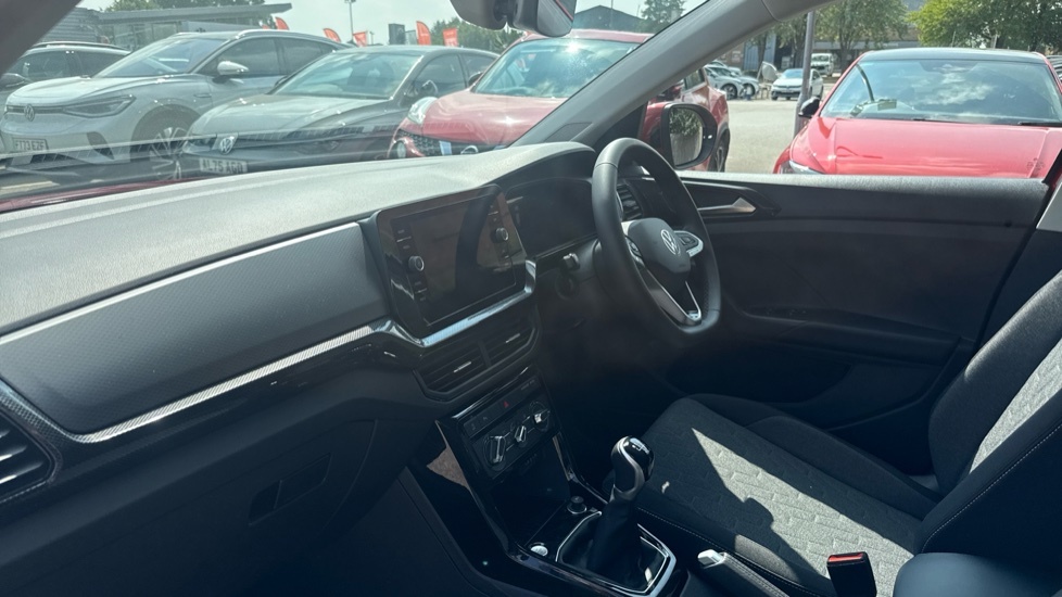 Volkswagen T-Cross Match Red #2