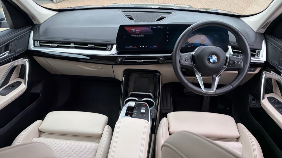 BMW X1 Xline Blue #4