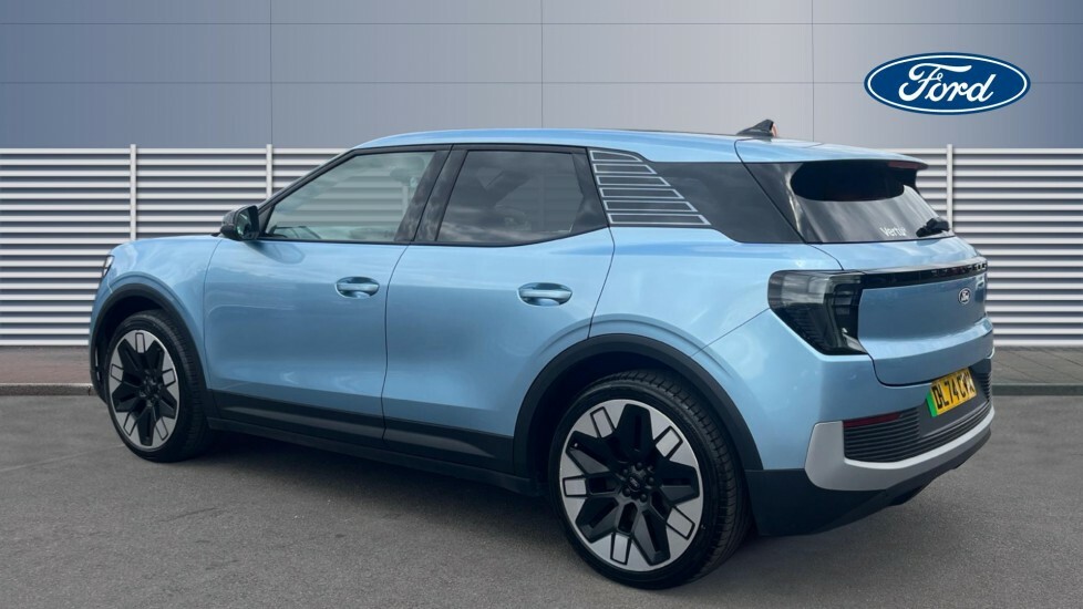 Ford Explorer Premium Blue #2