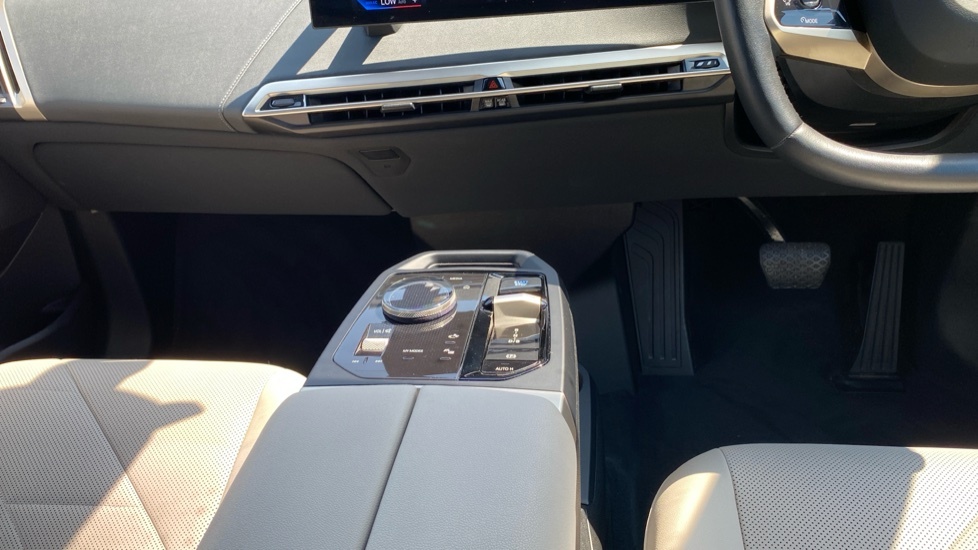 BMW iX Ix Xdrive40 M Sport Blue #10