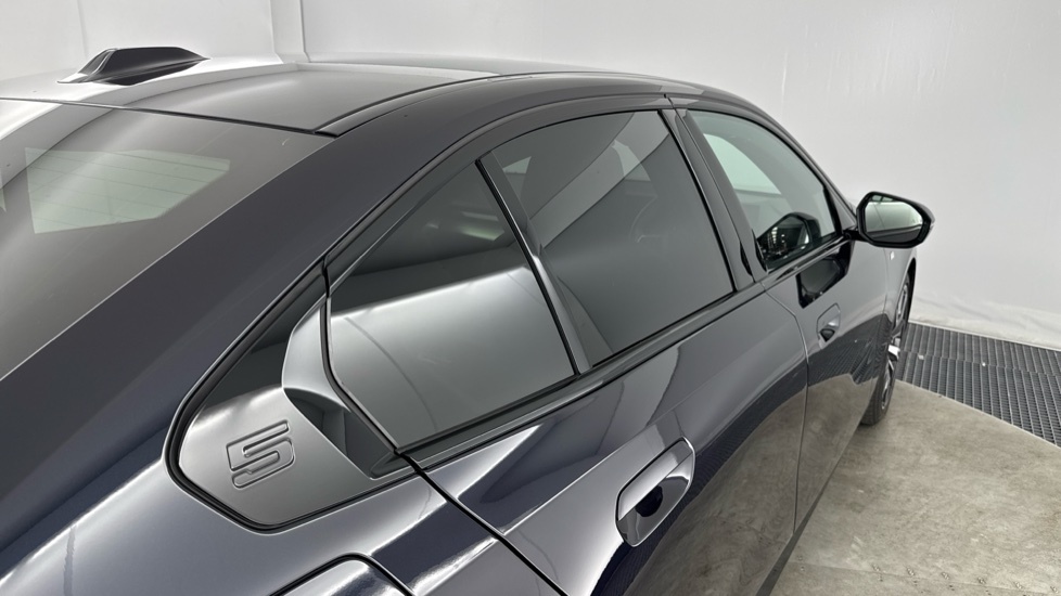 BMW 5 Series 530E M Sport Pro Pack Black #27