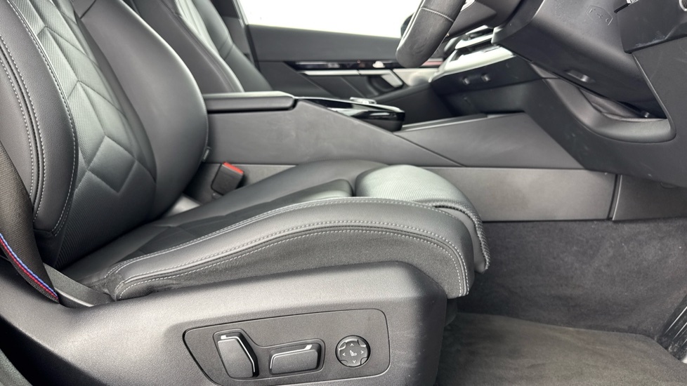 BMW 5 Series 530E M Sport Pro Pack Black #44