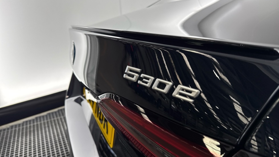BMW 5 Series 530E M Sport Pro Pack Black #24