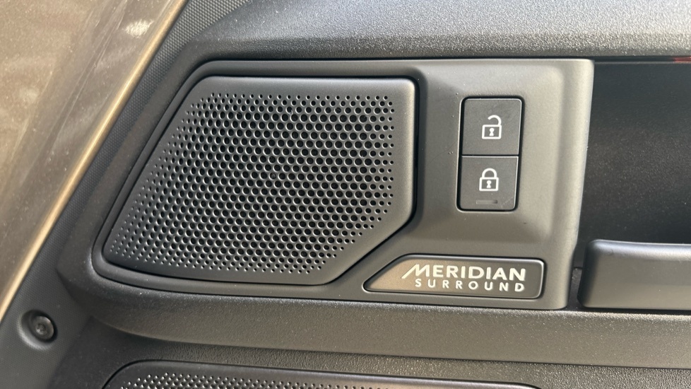 Land Rover Defender 110 3.0 D250 X-dynamic Hse 110 Blue #27