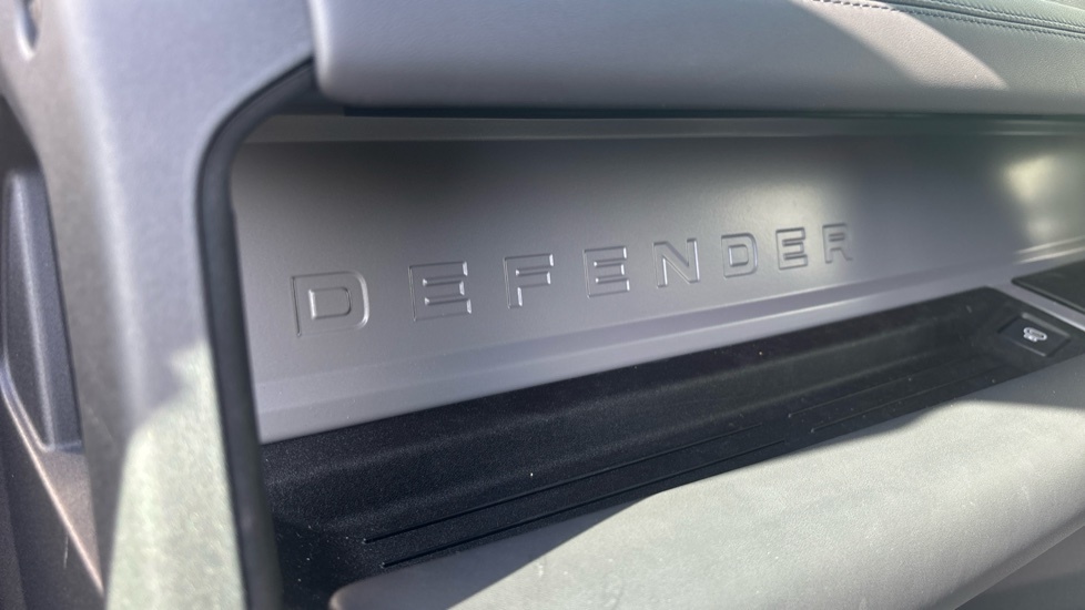 Land Rover Defender 110 3.0 D250 X-dynamic Hse 110 Blue #45
