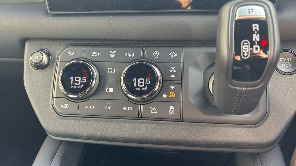 Land Rover Defender 110 3.0 D250 X-dynamic Hse 110 Blue #44