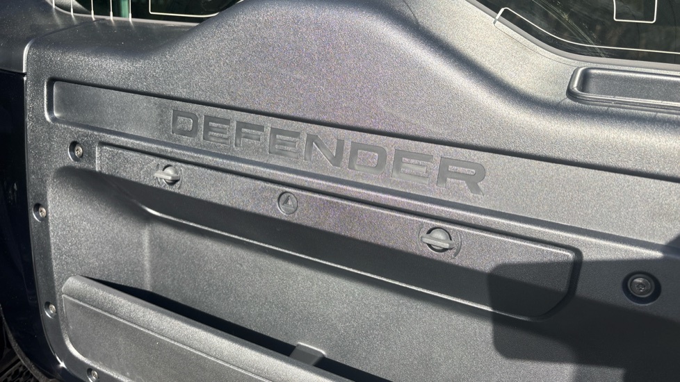 Land Rover Defender 110 3.0 D250 X-dynamic Hse 110 Blue #48