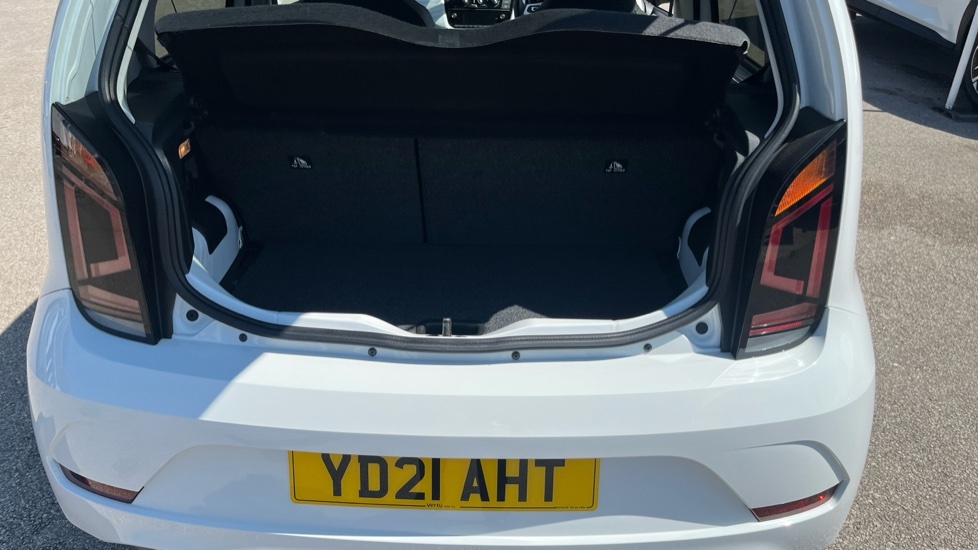 Volkswagen Up Beats White #4