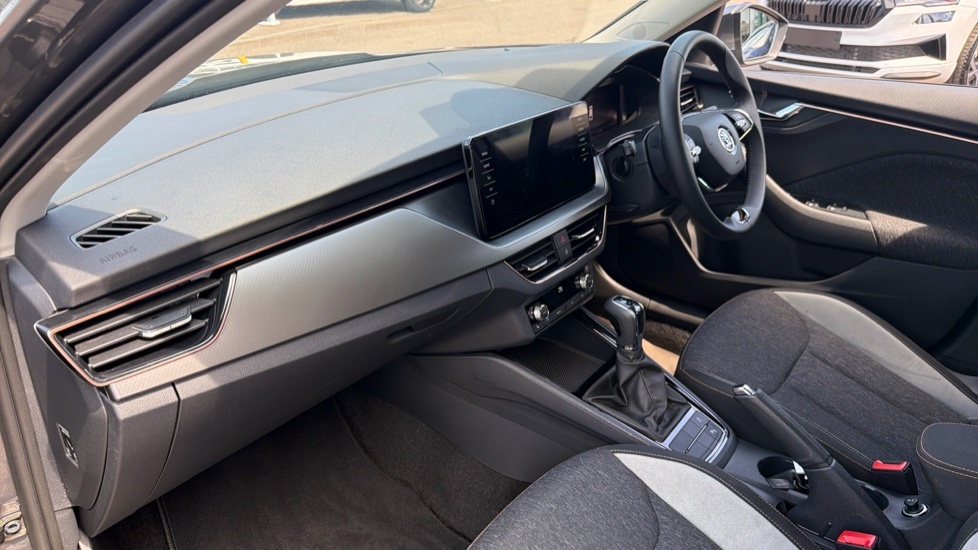 Skoda Kamiq Se L Executive Grey #2