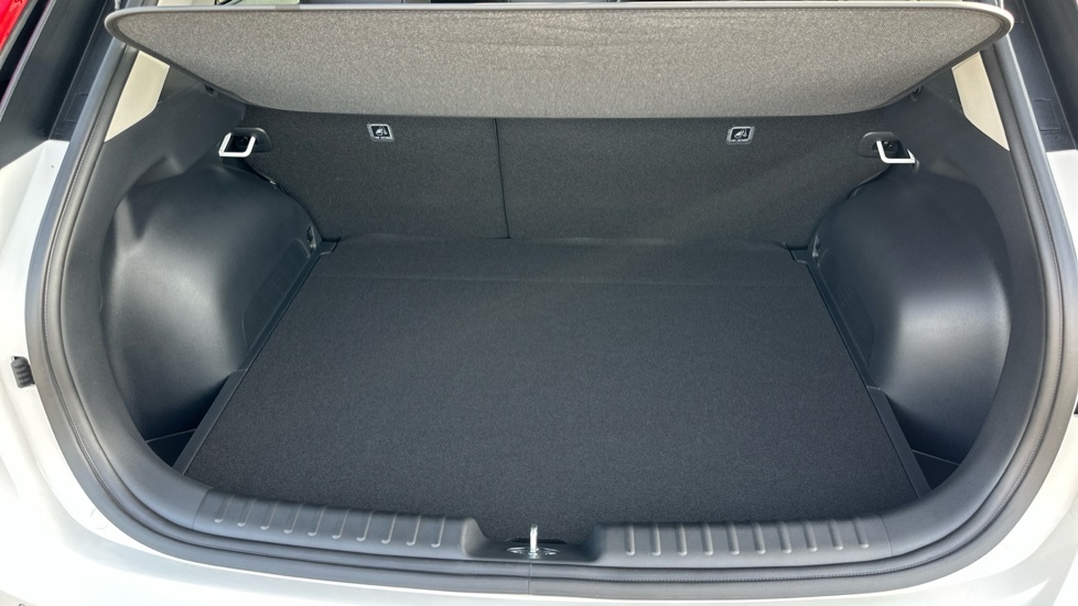 Kia Niro 3 White #4