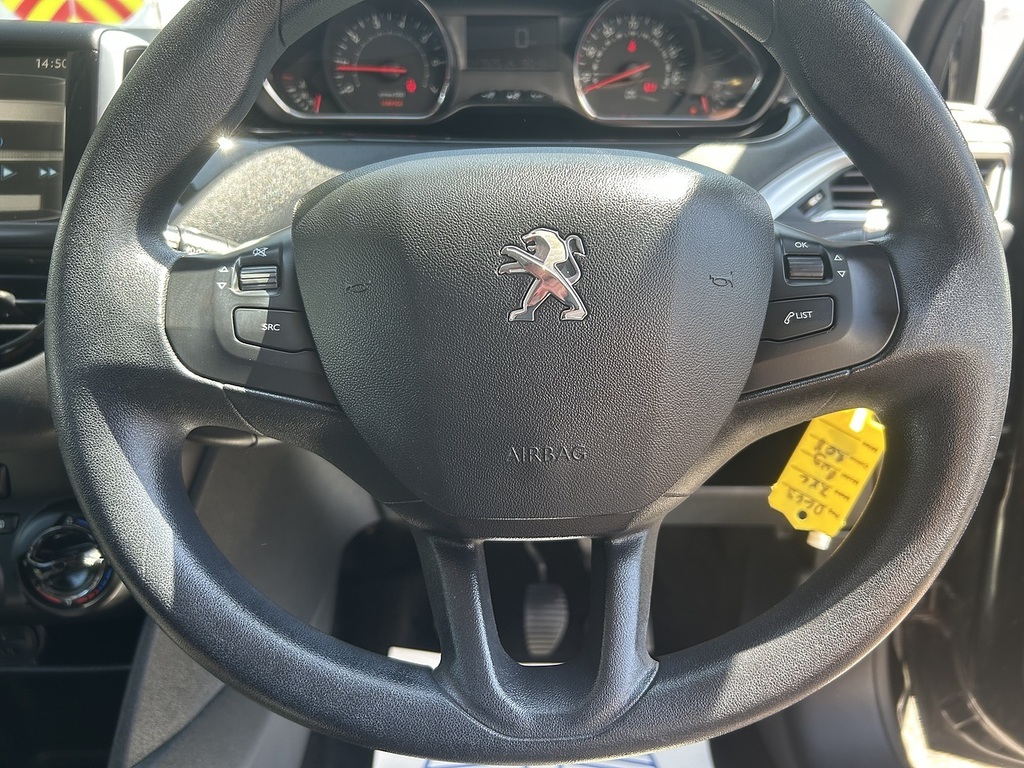 Peugeot 208 1.6 Vti Feline Euro 5 #12