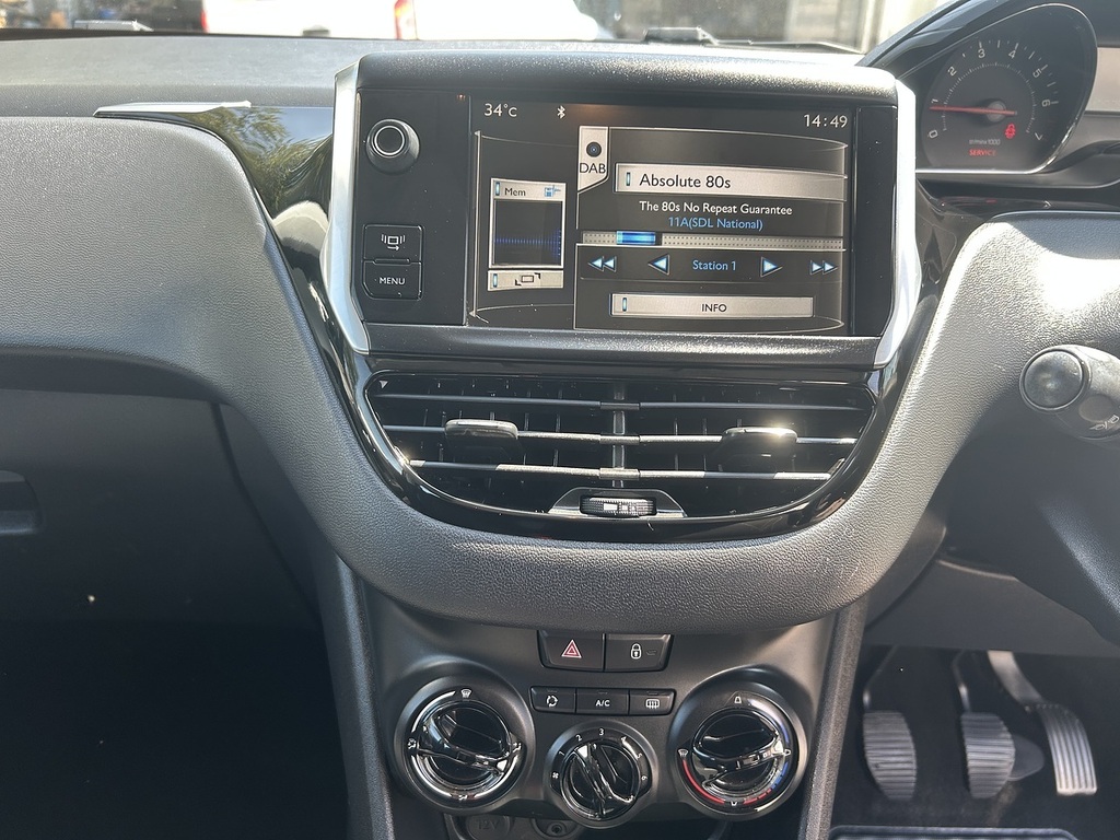 Peugeot 208 1.6 Vti Feline Euro 5 #10