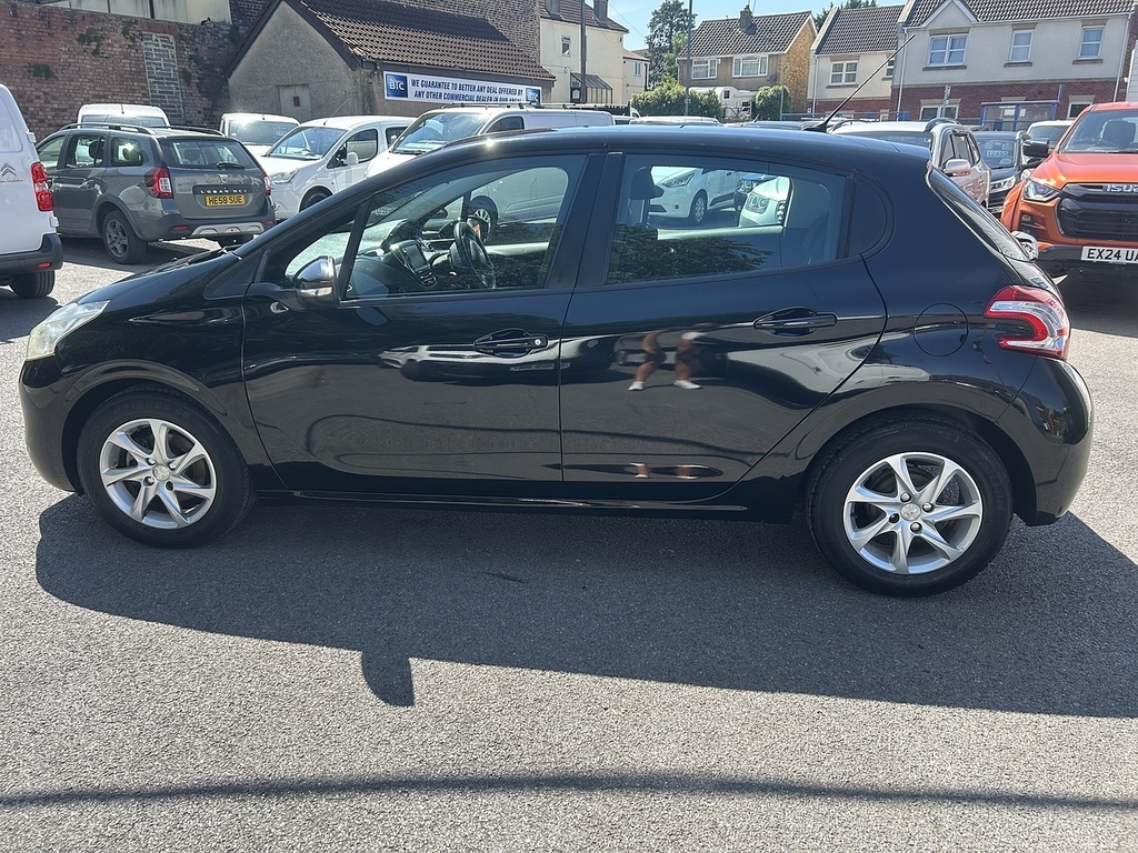 Peugeot 208 1.6 Vti Feline Euro 5 #7