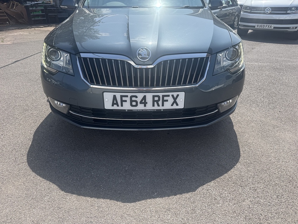 Skoda Superb 1.8 Tsi Se Hatchback Silver #8