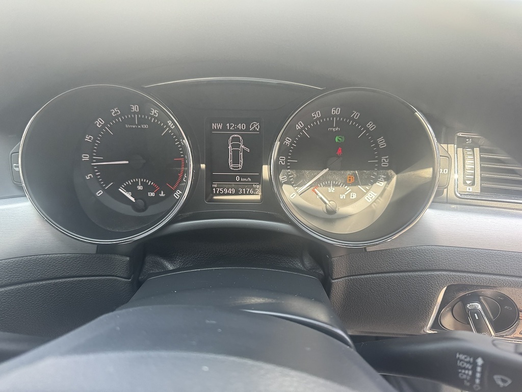 Skoda Superb 1.8 Tsi Se Hatchback Silver #11