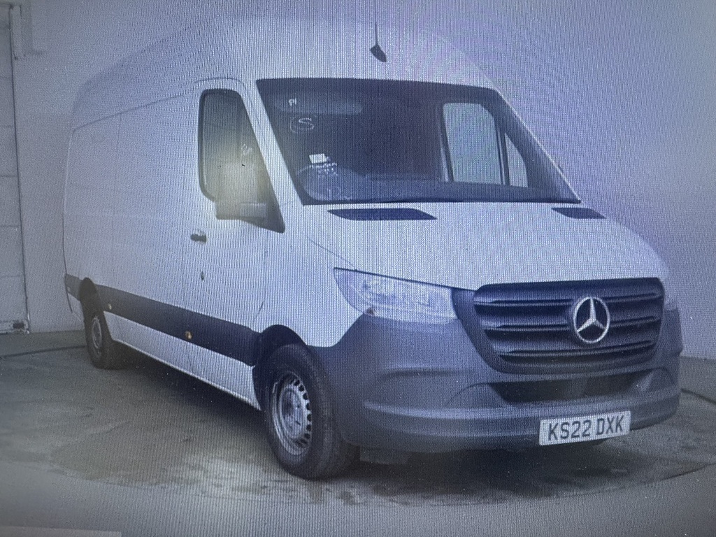 Mercedes-Benz Sprinter 2.0 315 Cdi Progressive Panel Van Manua White