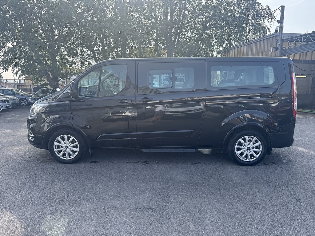 Ford Tourneo Custom 2.0 310 Ecoblue Titanium L2 Euro 6 Ss Black #4