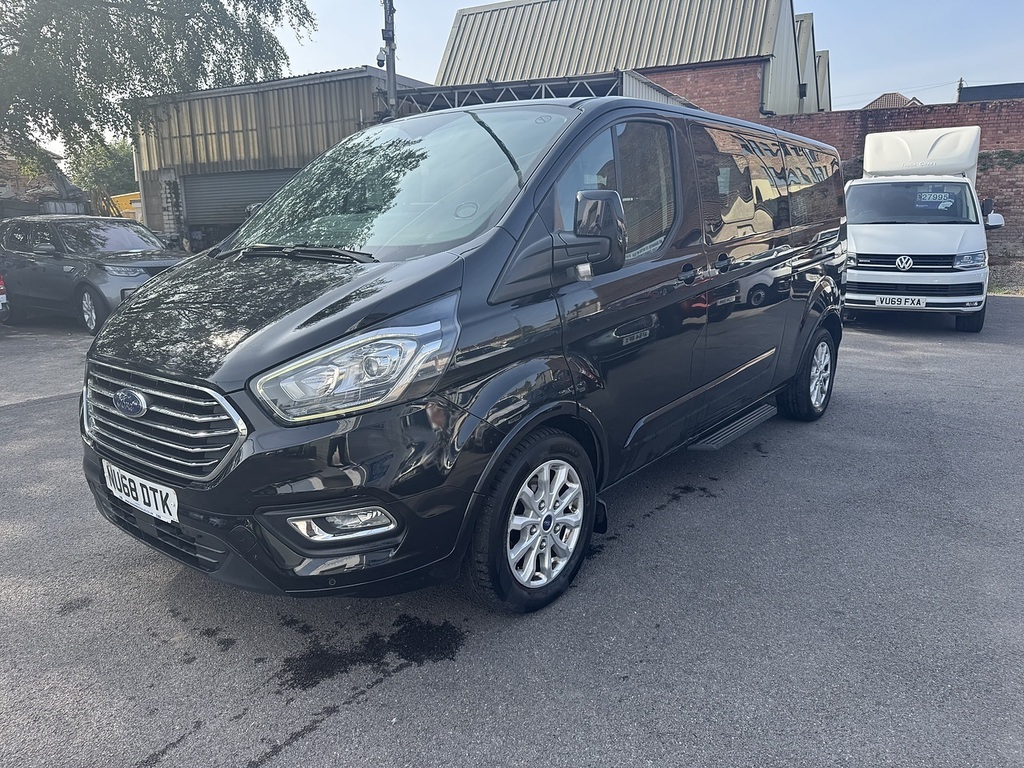 Ford Tourneo Custom 2.0 310 Ecoblue Titanium L2 Euro 6 Ss Black #2