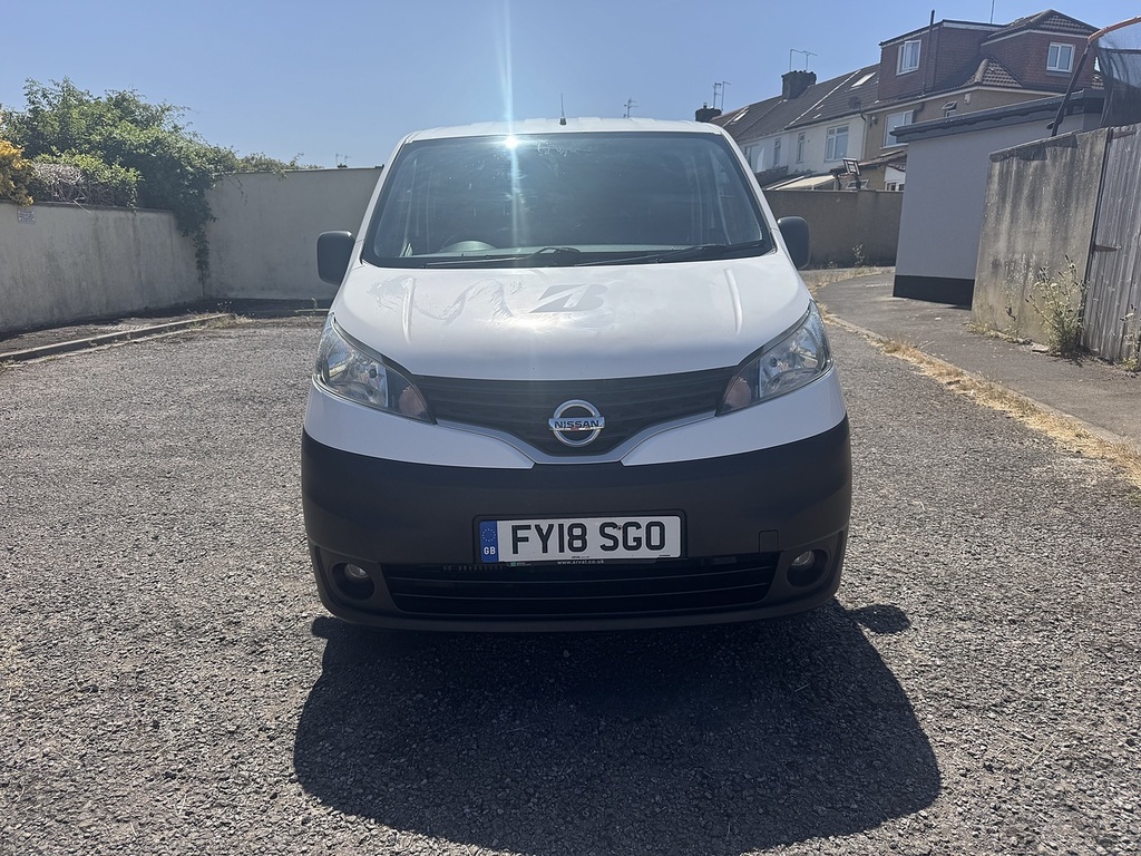 Nissan NV200 Panel Van White #11