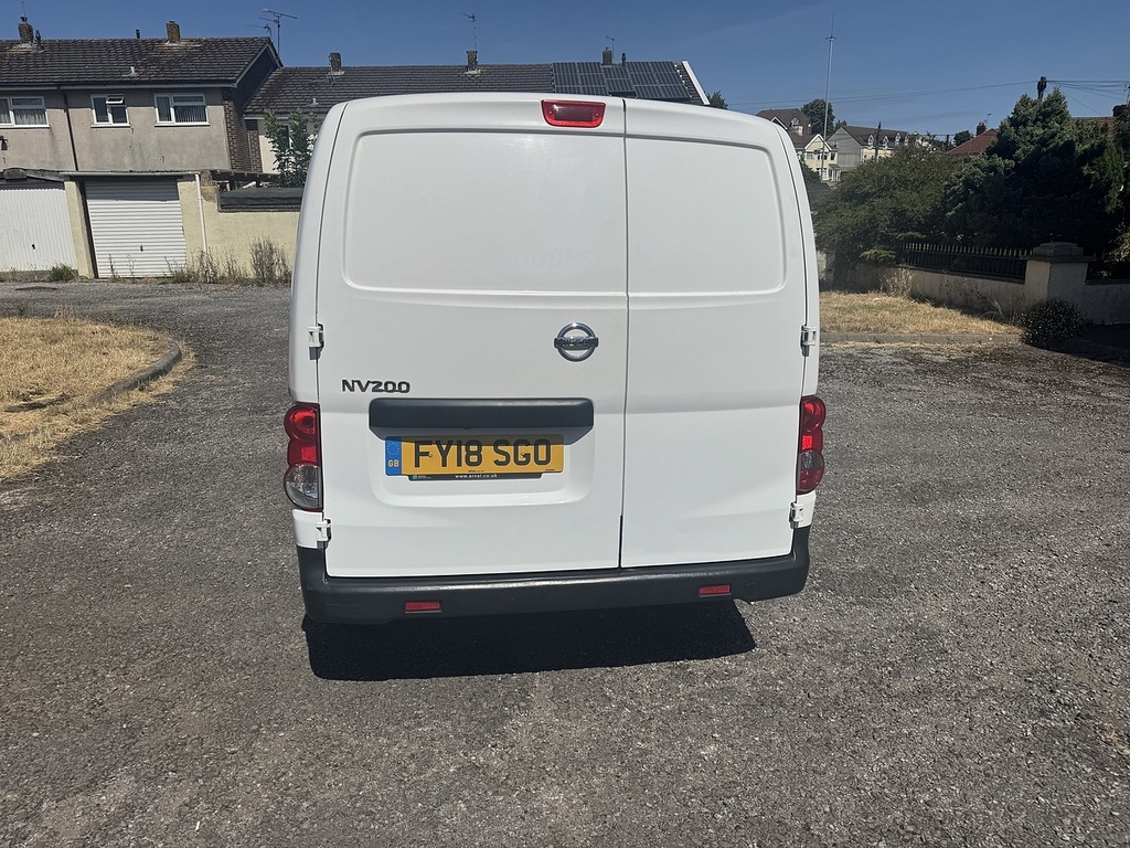 Nissan NV200 1.5 Dci Acenta Panel Van 6Dr Swb Eur White #2