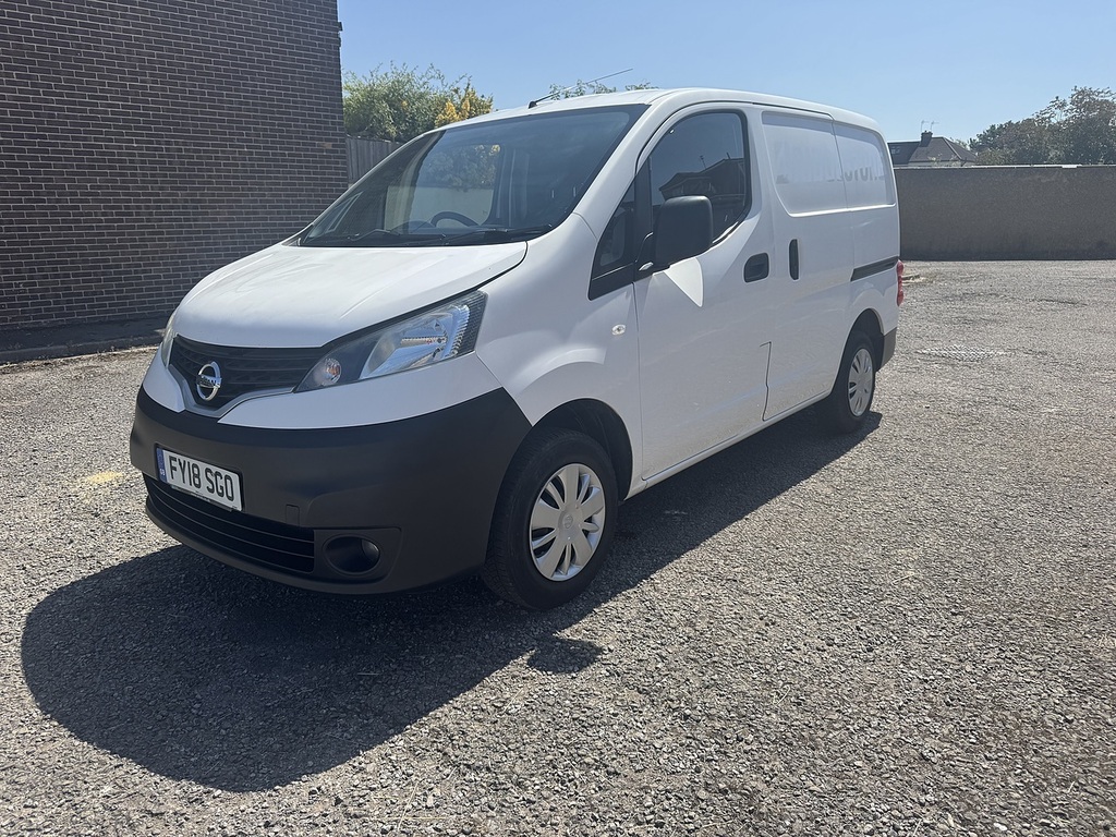 Nissan NV200 Panel Van White #10