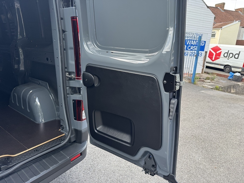 Renault Trafic 2.0 Dci Blue Sl30 Advance Panel Van Man Grey #4