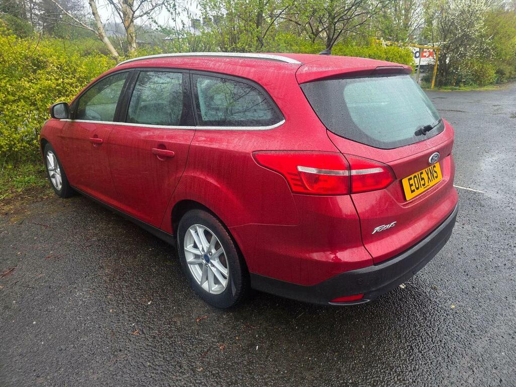Ford Focus Estate 1.5 Tdci Zetec Euro 6 Ss 201515 EO15XNS Red #5