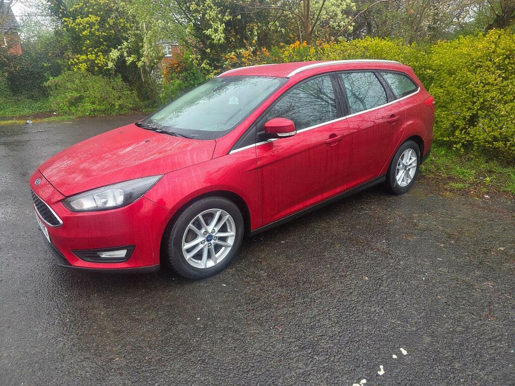 Ford Focus Estate 1.5 Tdci Zetec Euro 6 Ss 201515 EO15XNS Red #4