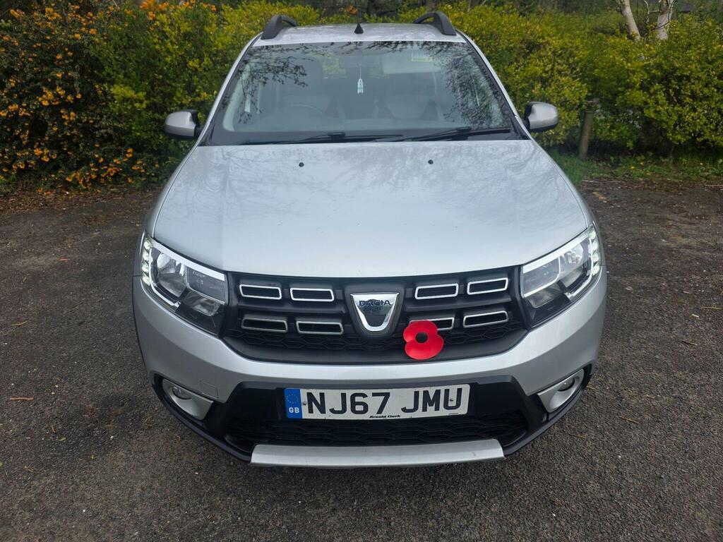 Dacia Sandero Stepway Hatchback 1.5 Dci Ambiance Euro 6 Ss 2017 NJ67JMU Silver #2