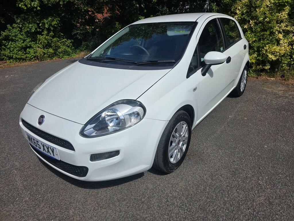 Fiat Punto Hatchback 1.2 Pop Euro 6 201565 White #3