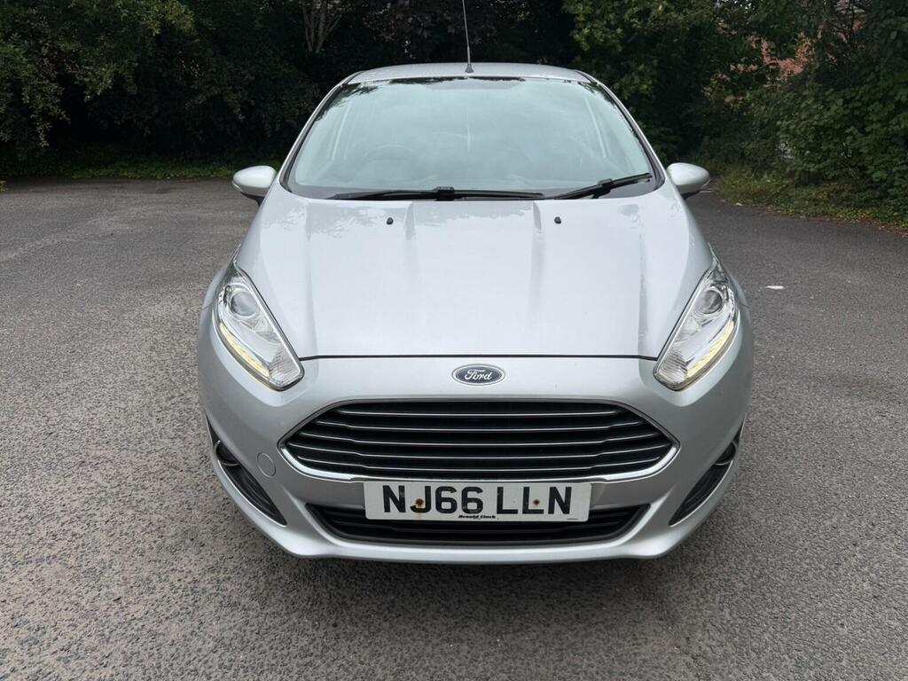 Ford Fiesta 1.25 Zetec Euro 6 Silver #2