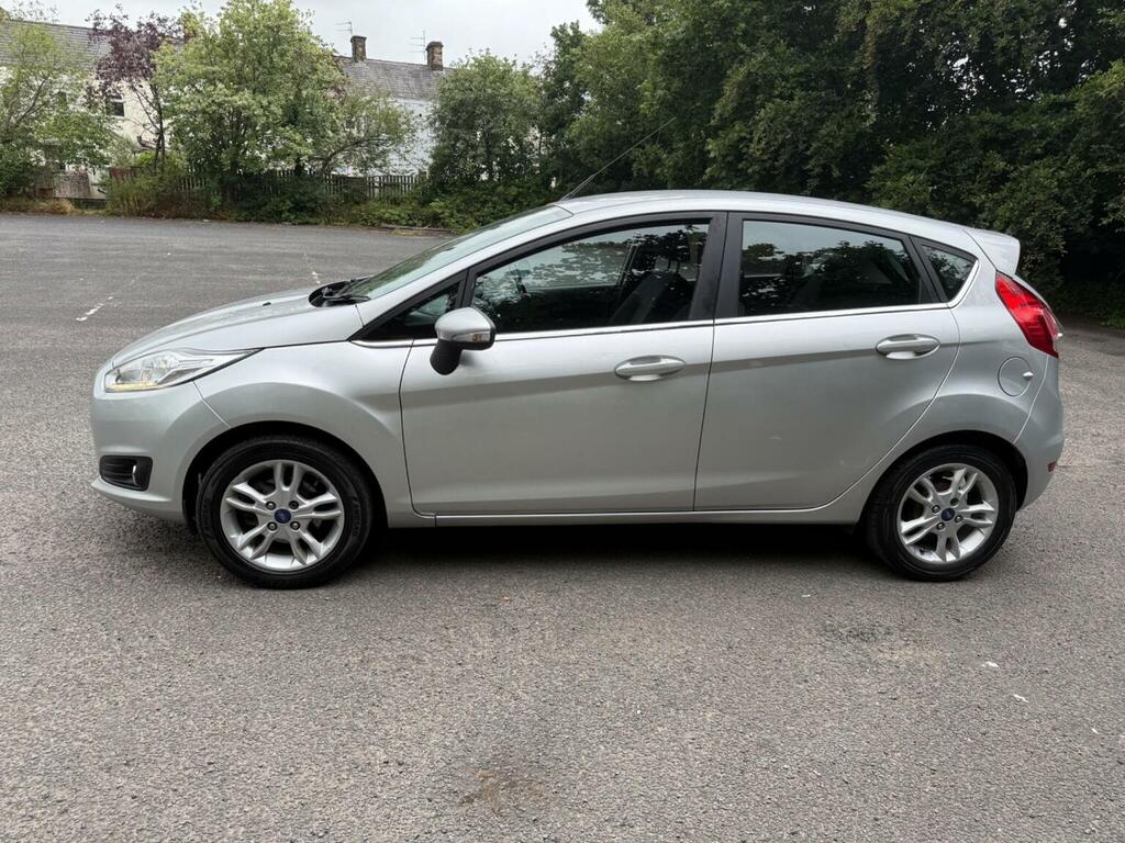 Ford Fiesta 1.25 Zetec Euro 6 Silver #4
