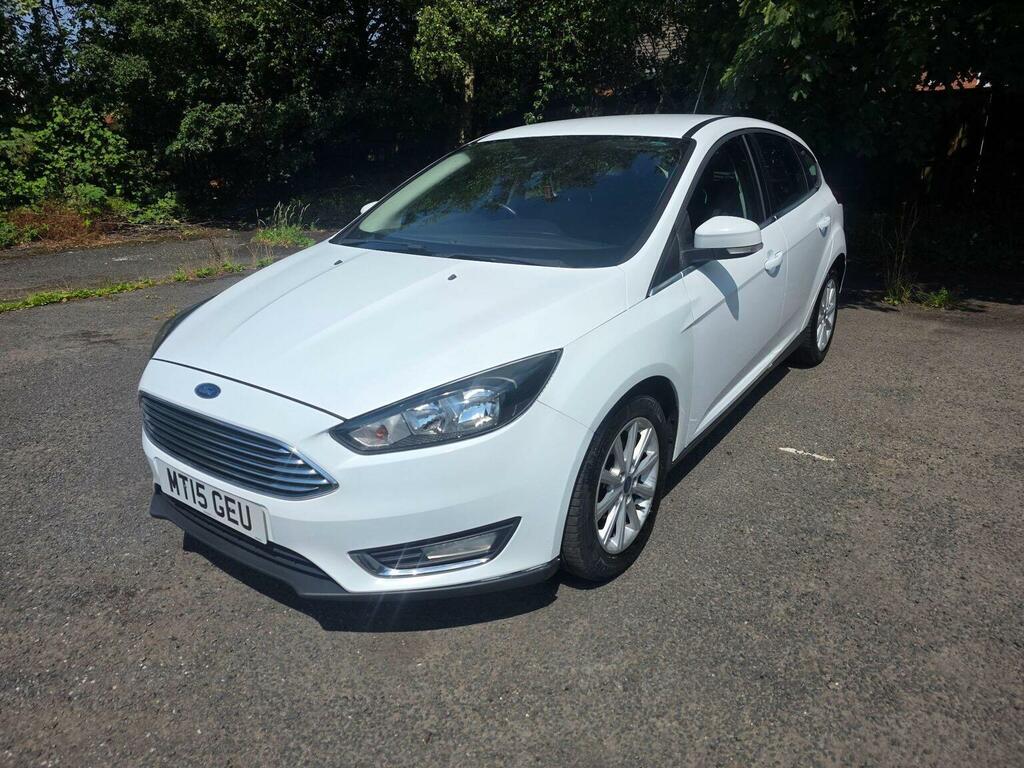 Ford Focus Hatchback 1.5 Tdci Titanium Euro 6 Ss 2015 MT15GEU White #3