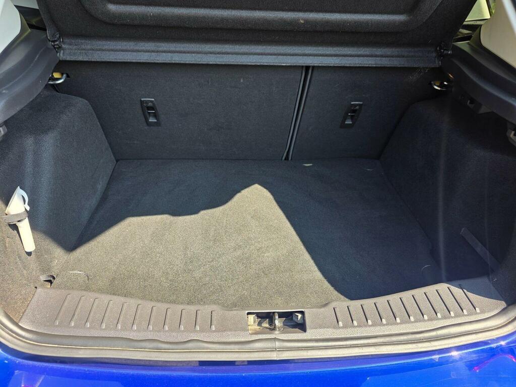 Ford Focus Black #8