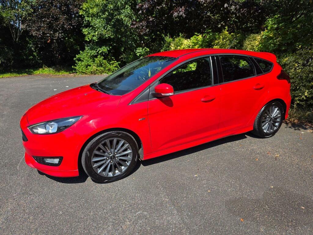 Ford Focus 1.5 Tdci St-line Euro 6 Ss Red #4