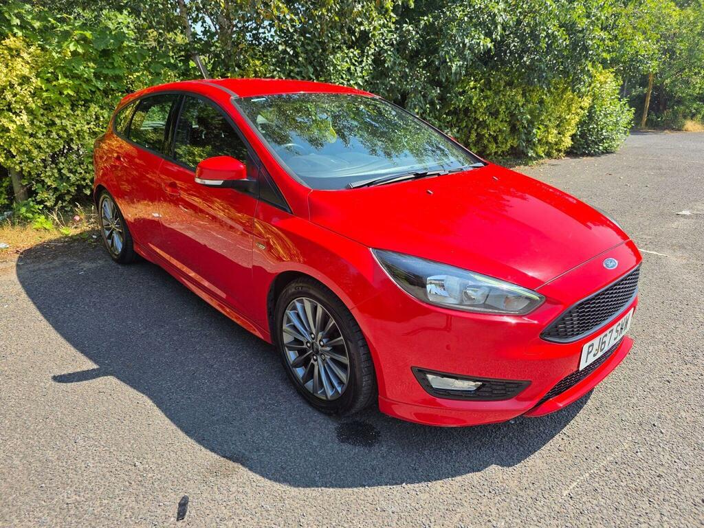 Ford Focus 1.5 Tdci St-line Euro 6 Ss Red