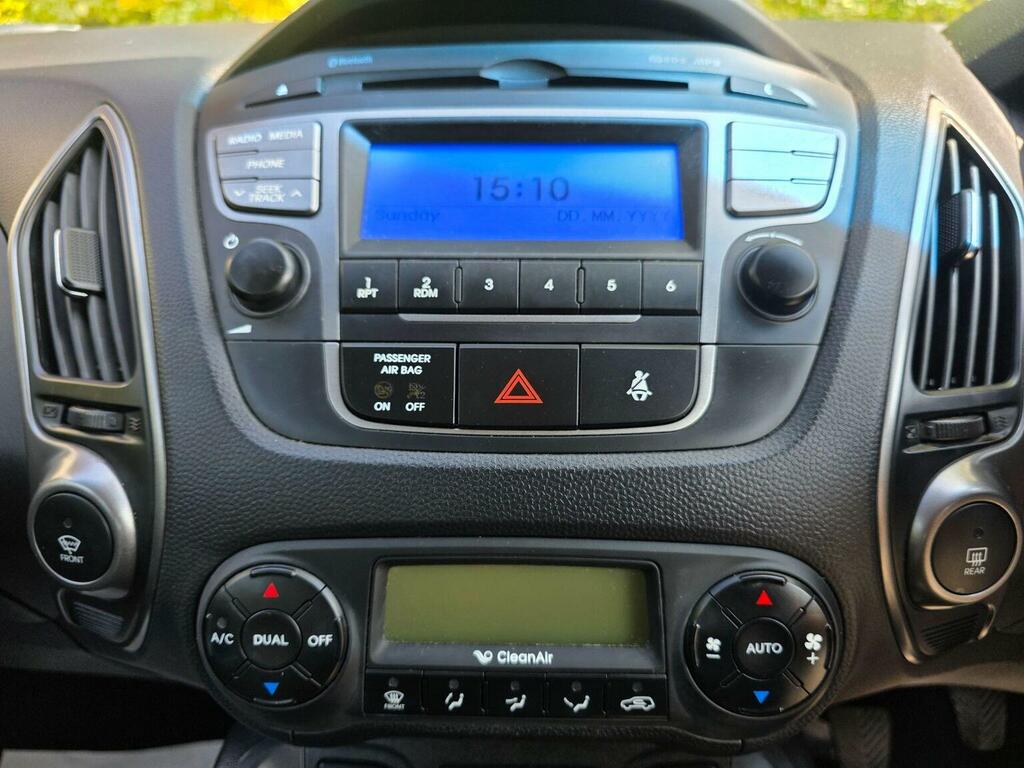 Hyundai Ix35 Crdi Premium Blue Drive Black #14