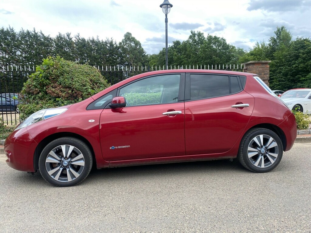 Nissan Leaf 24Kwh Tekna Red #5
