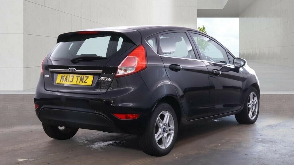 Ford Fiesta 1.0T Ecoboost Zetec Euro 5 Ss  #3