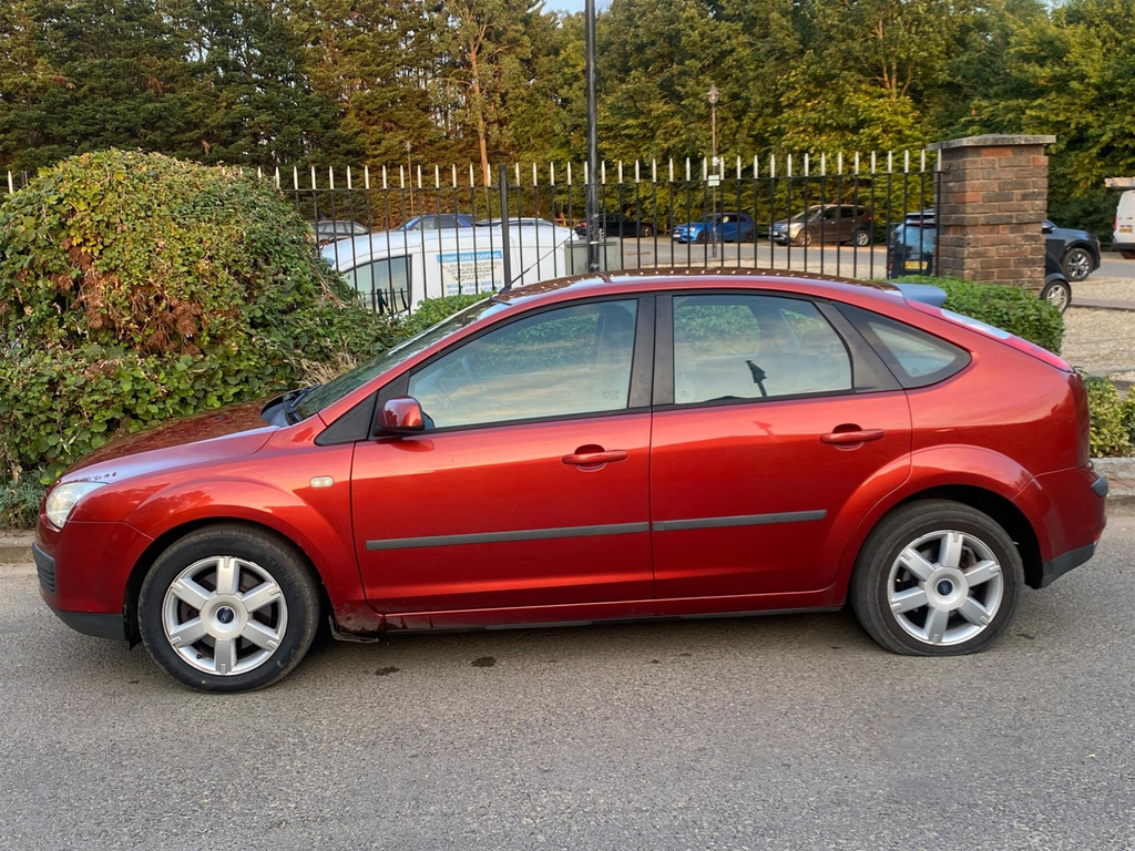 Ford Focus 1.8 Tdci LX #2