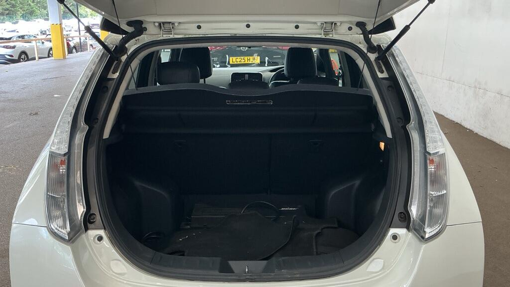 Nissan Leaf Tekna 30Kwh White #7