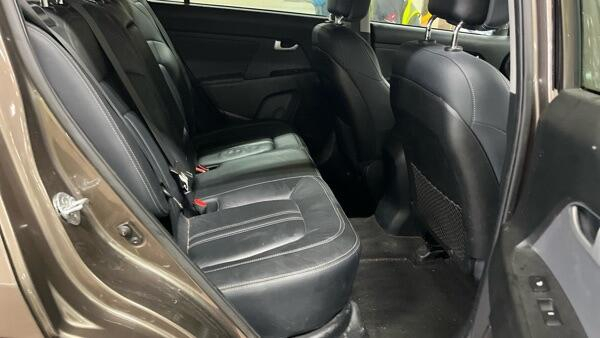 Kia Sportage Crdi Kx-3 White #9