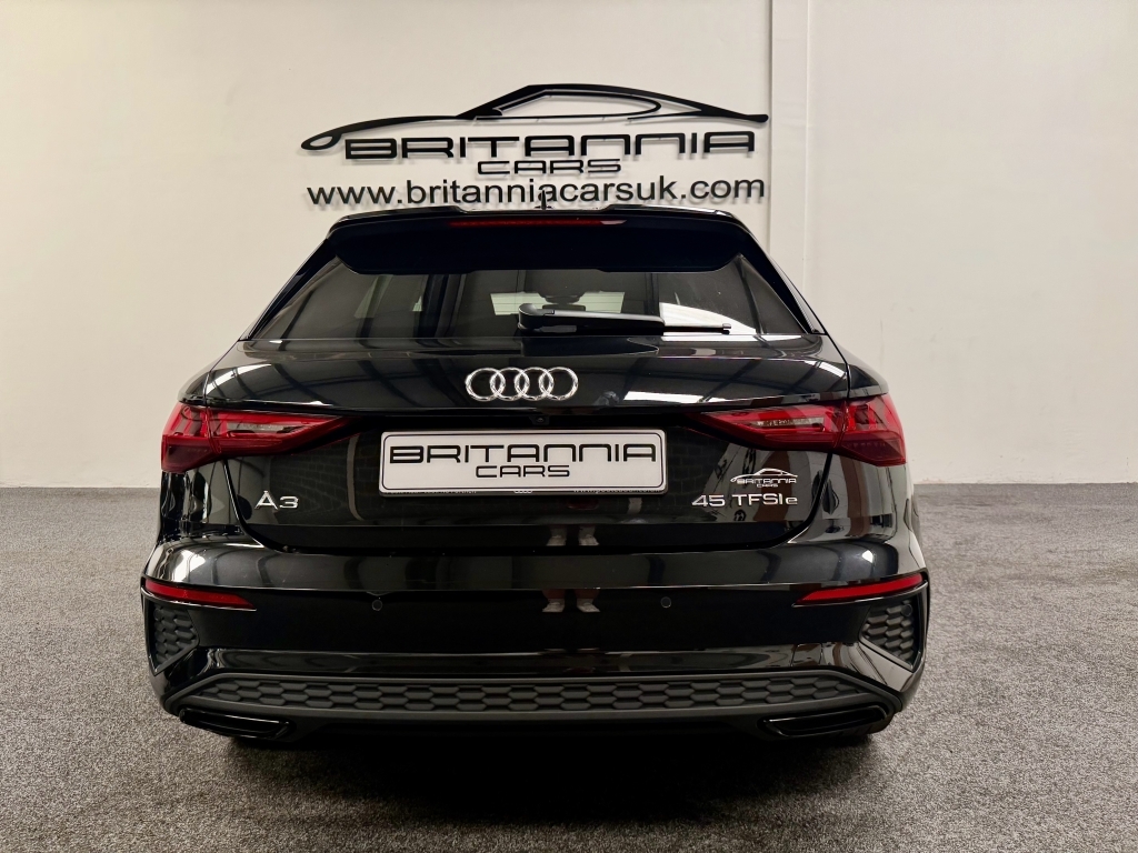 Audi A3 1.4 Sportback Tfsi E S Line Competition HD21CYU Black #5