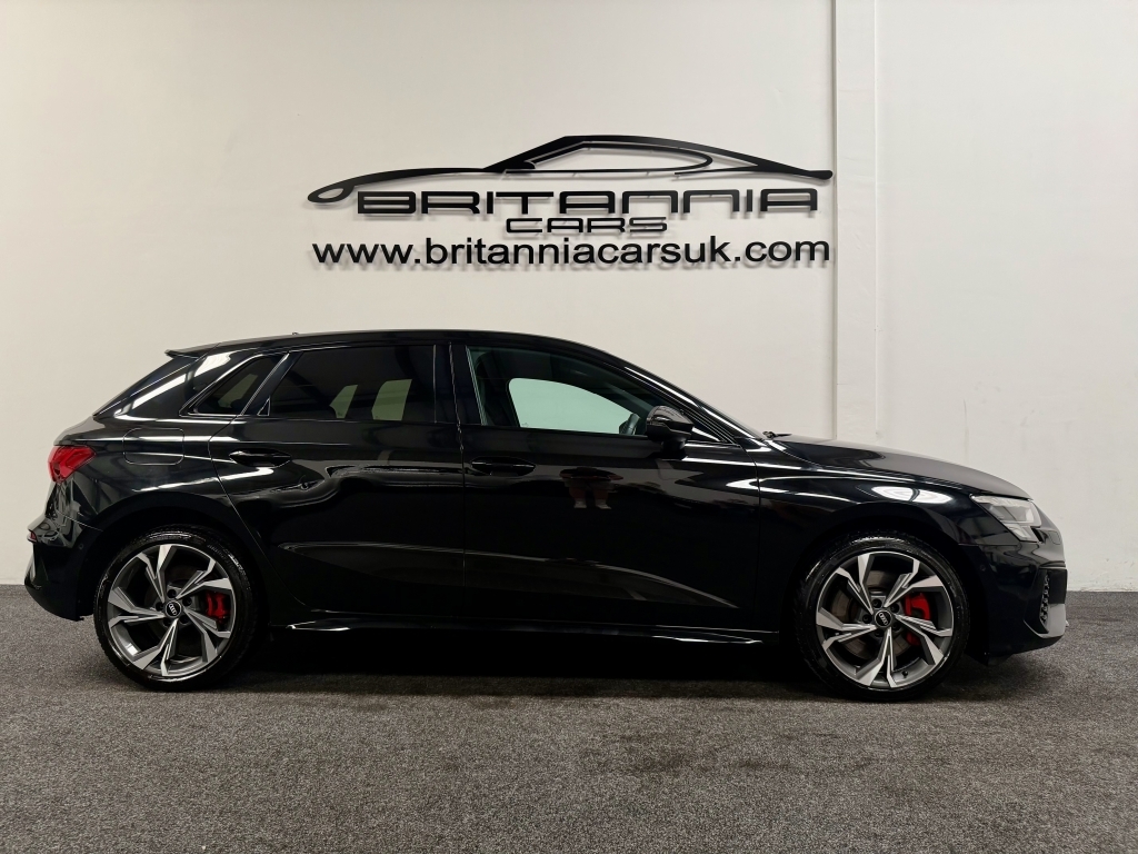 Audi A3 1.4 Sportback Tfsi E S Line Competition HD21CYU Black #2