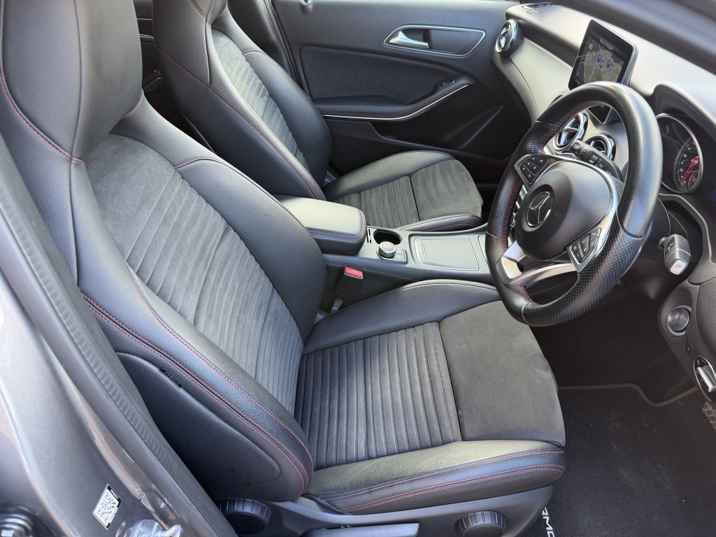 Mercedes-Benz GLA Class 2.1 Gla 220 D 4Matic Amg Line Premium Grey #6