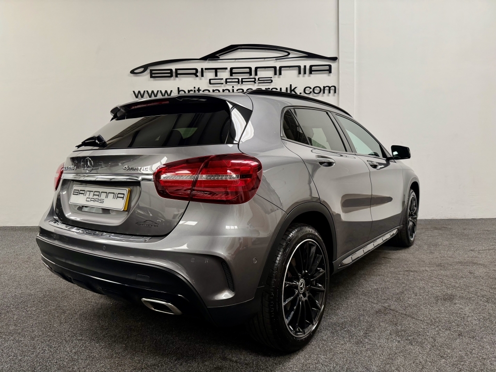 Mercedes-Benz GLA Class 2.1 Gla 220 D 4Matic Amg Line Premium Grey #5